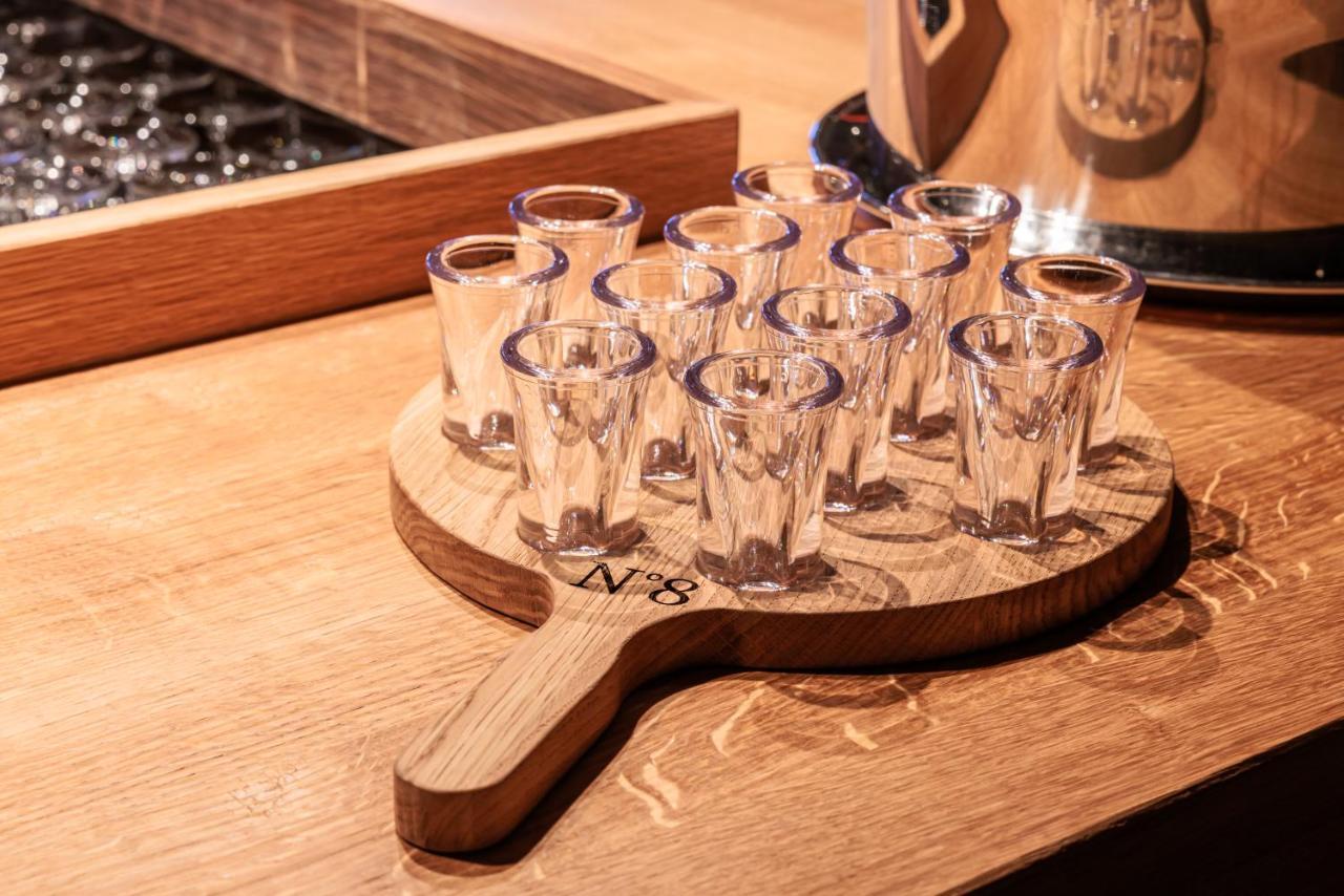 No 8 Bed & Bar Hotel เวอร์บิเอร์ ภายนอก รูปภาพ